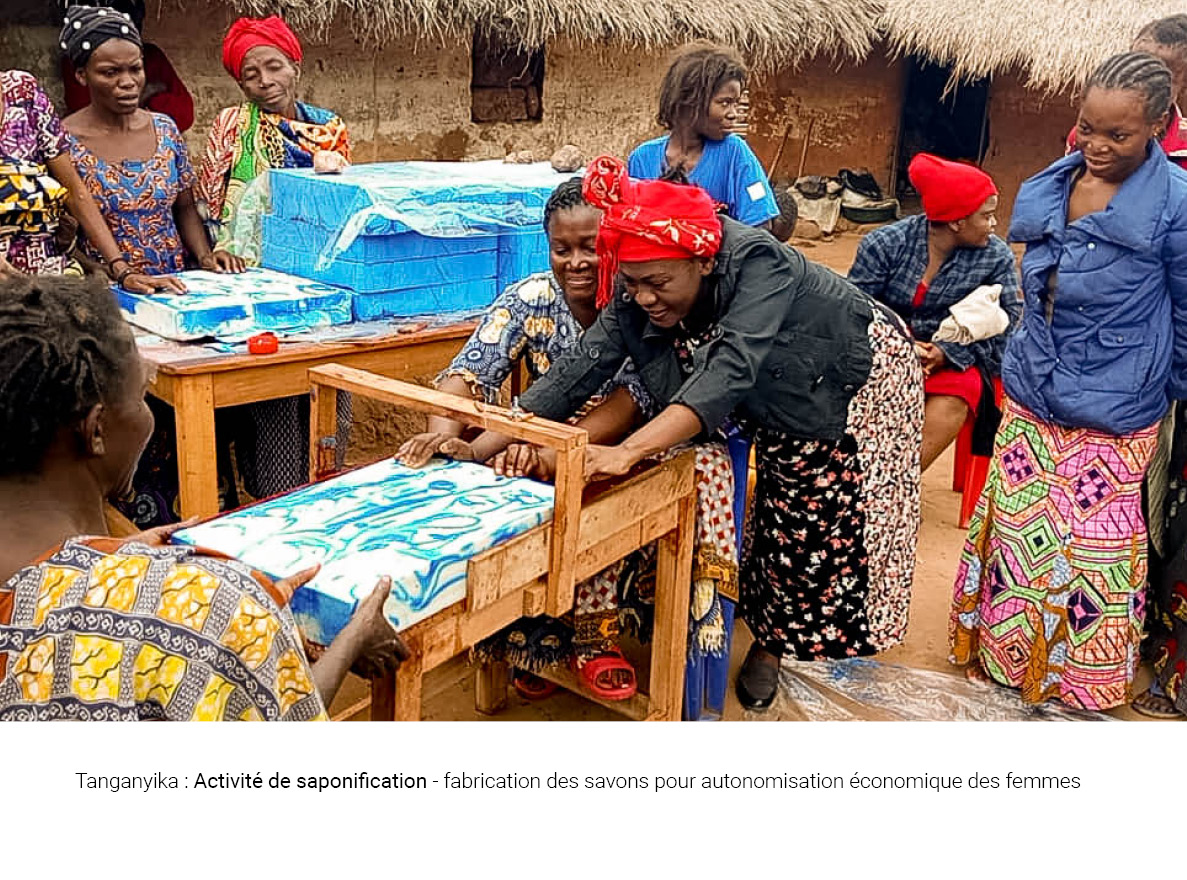Fabrication des savons au Tanganyika